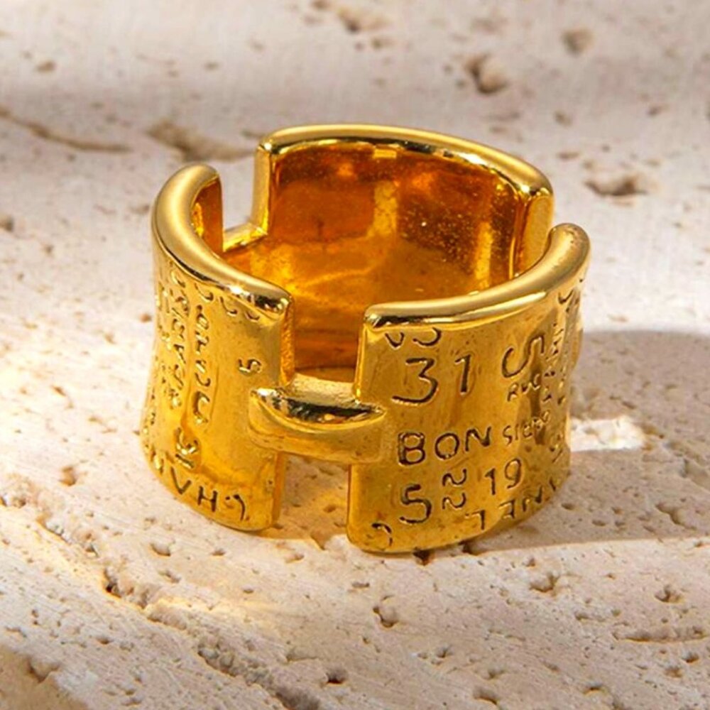 Celine Ancient Siren Ring Size 5.5